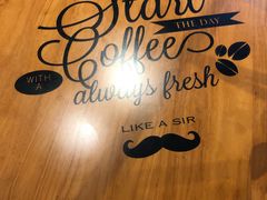 -西西弗书店&矢量咖啡(凯德晶萃广场店)