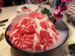 霜降肩胛牛小排-一哥澳门豆捞·澳门风打边炉(高德置地店)