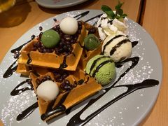 抹茶华夫-Lia Cafe Bar Restaurant松山咖啡屋