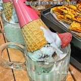 这是青岛！八毛撸串的烧烤！给几个女生吃撑了…