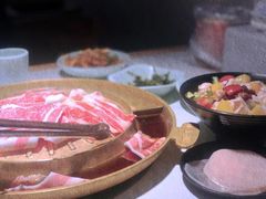-猪啊牛呀羊啊铜盘烤肉(正大广场店)