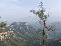 -抱犊寨风景区
