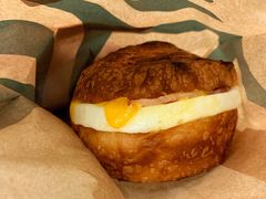 -星巴克臻选(深圳嘉里建设广场店)