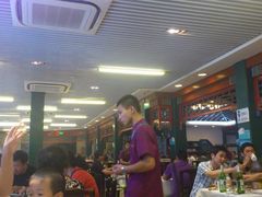 等位区-东来顺饭庄(王府井步行街店)