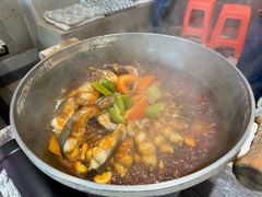 -刘姐啤酒鱼民族演艺餐厅(阳朔美食抗战路店)
