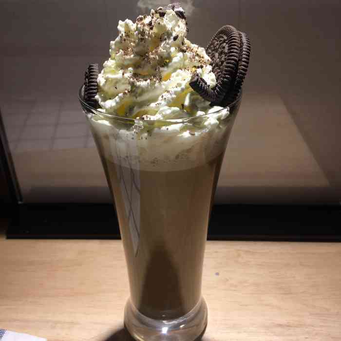 蜂蜜柚子茶酸酸甜甜的焦糖玛奇朵味道香浓摩卡味道也不错