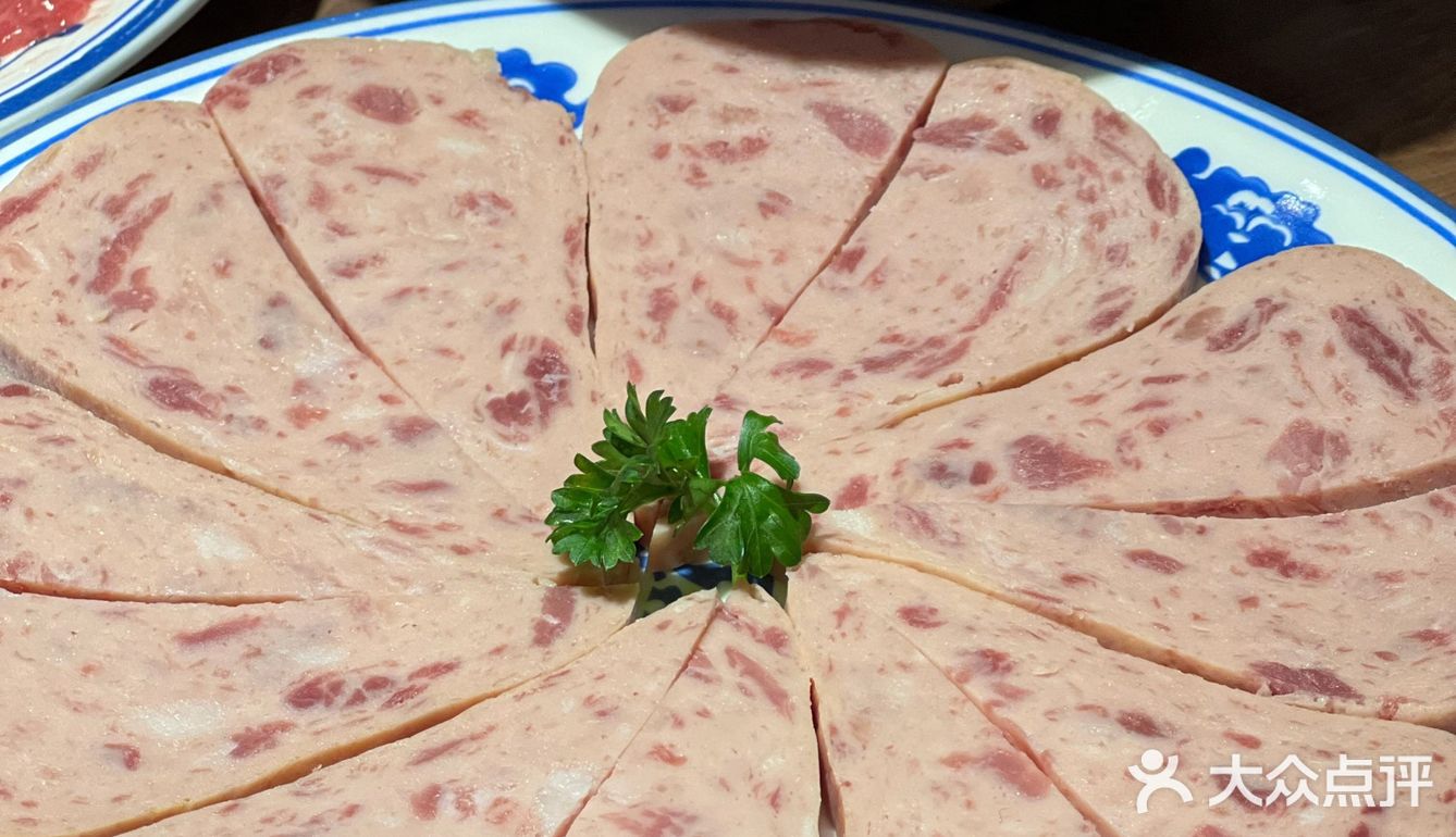 爱吃辣火锅的好去处来啦，这家的火锅又辣又有味儿