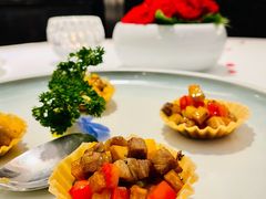 堂灼顶级雪花牛肉-醉辉皇上海之巅(上海中心大厦店)