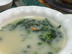 -郑猛记石岐鸽主题餐厅(长江店)