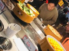 -龍歌自助小火锅(市南金茂湾店)