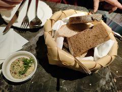 -LESCEDARS Brasserie Bistro香柏树