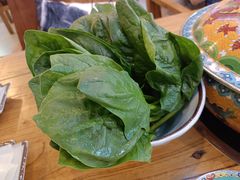 -毛辣果·贵州红酸汤牛肉火锅(西单店)