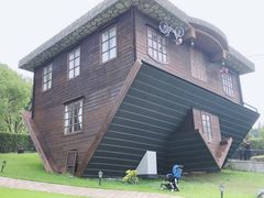 -金山农民画村-枫泾波兰倒置屋