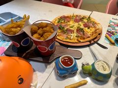 -水桶王国主题餐厅·聚会·生日派对·亲子活动·家庭套餐(亚龙湾希尔顿店)