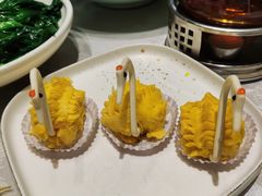 榴莲酥-清真·小梅鸽香港餐厅·小鼎玖煲(立丰城店)