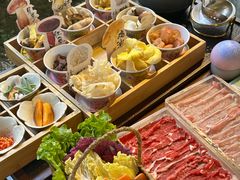 -菌自由丨野生菌火锅特色庭院餐厅(丽江古城店)
