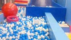 -润动会·家庭游乐中心(昆山前进欧尚店)