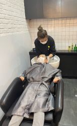 -丁和李朴美发沙龙