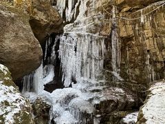 -藏龙百瀑风景区