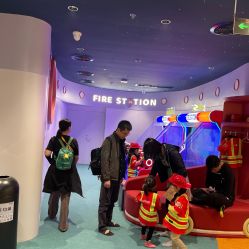 -奈尔宝家庭中心·亲子餐厅(北京东坝万达店)