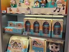 -泡泡玛特POPMART (北京超极合生汇店)