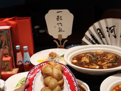 -肆月河豚·新淮扬菜·烤鸭(中关村店)