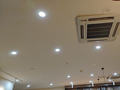 -怡莱精品酒店(苏州新区何山地铁站店)