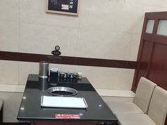 -瑞杰烧烤店·24小时营业(山东路店)