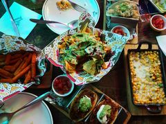 -Famous肥猫墨西哥音乐餐吧(五棵松华熙LIVE店)