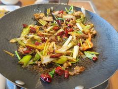 -那家老院子东北菜·饺子·小鸡炖蘑菇(艳华街店)