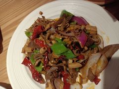 -谷丽麦馕新疆菜·清真(步步高梅溪新天地店)