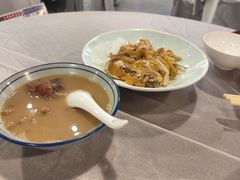 -明本湛江鸡•海鲜小厨(陈家祠店)