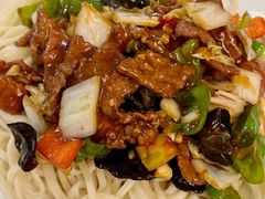 -汗腾格里·风味餐厅(新疆驻京办店)