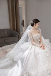 -莫小姐婚纱