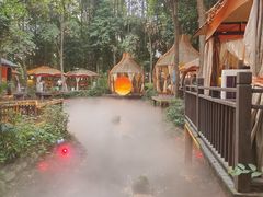 -二荆条·蜀鲜汇城市森林火锅