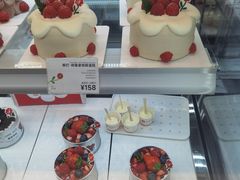 -花花卷卷·鲜食蛋糕(静安久光百货店)