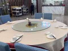 -方鼎食府