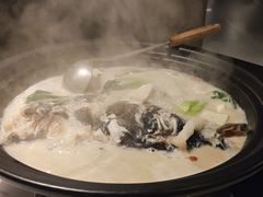 农夫山泉炖的奶汤鱼头-7017浙菜•建德味(市心北路店)
