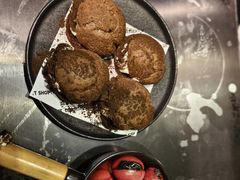 -W COLLECTIVE  DESSERT SHOP