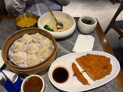-莱莱小笼·乔艾