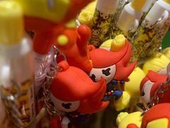 -名创优品(北京新中关购物中心地铁层店)