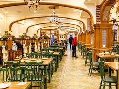 大堂-清真·玛丽亚新疆菜主题餐厅(浙江中路店)