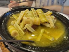 新笋锅-披云山庄