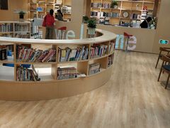 -漕河泾街道图书馆(漕河泾社区文化活动中心店)