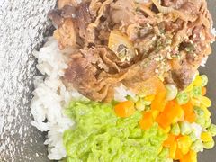 -吉野家(秀谷店)