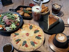 花园重芝士披萨-一尺花园(首钢店)