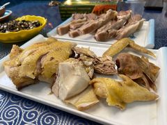 -三江源美食城