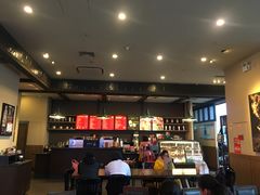 -星巴克臻选(盐城金鹰聚龙湖店)