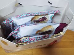 -潘祥记鲜花饼(昆明长水国际机场店)