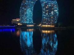 -湖州太湖旅游度假区-月亮广场